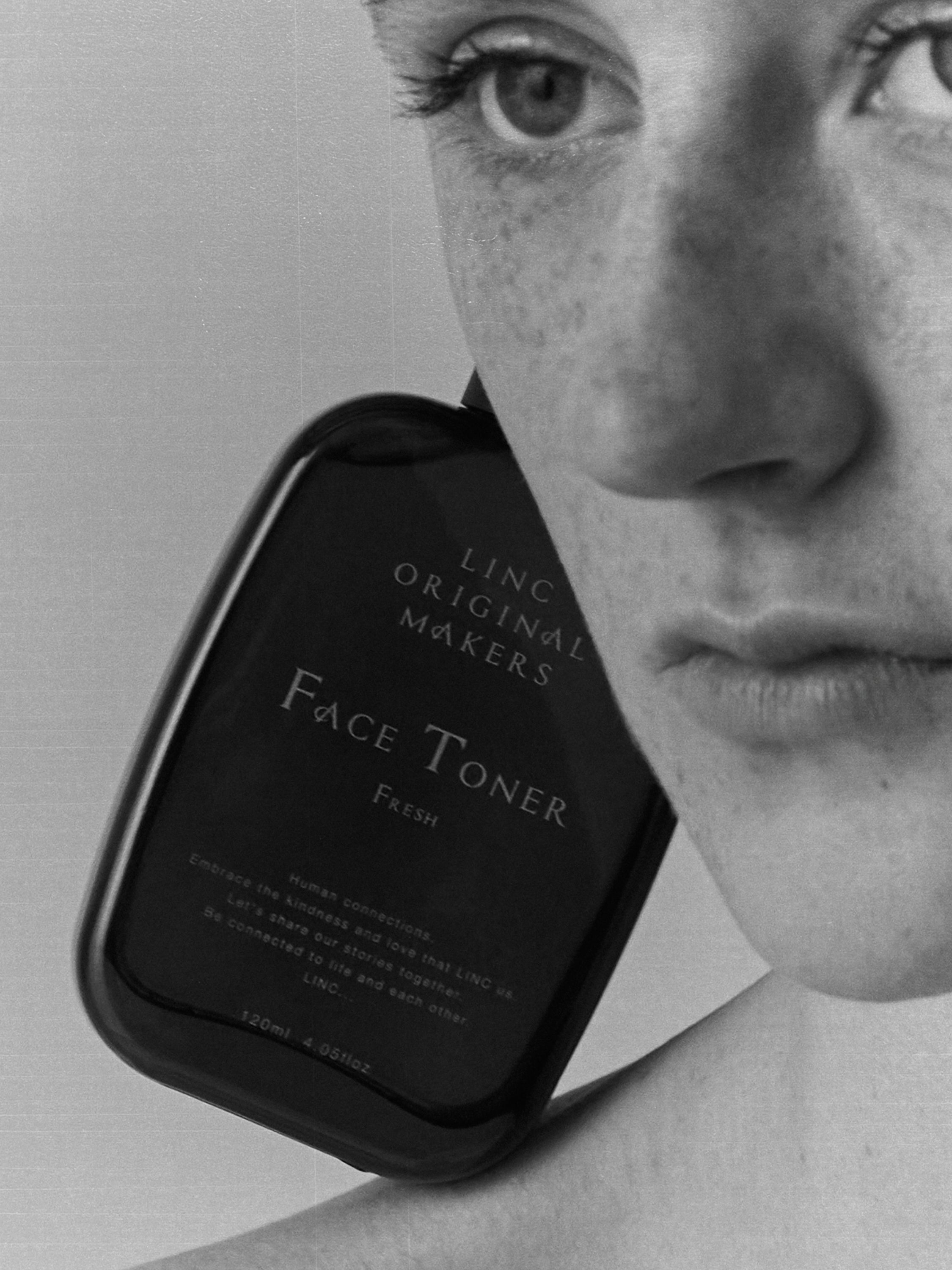 FACE TONER